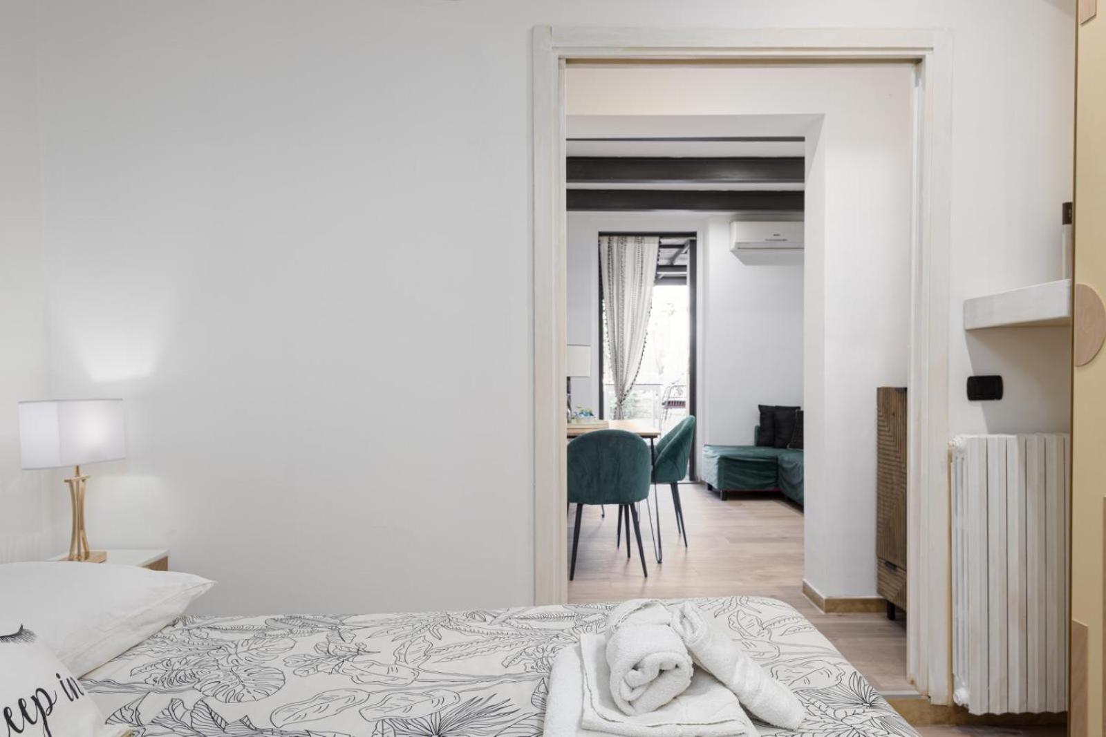 Apartamento Nadia's Lovely - With Private Garden And Jacuzzi *